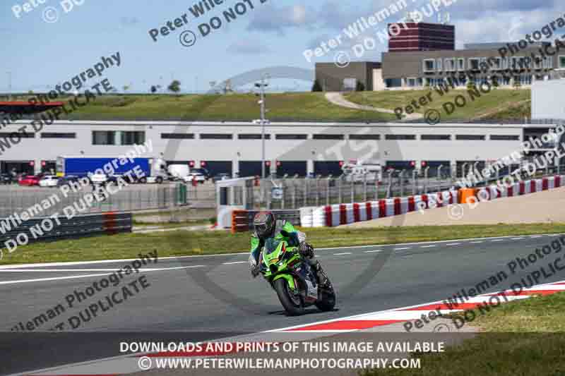 cadwell no limits trackday;cadwell park;cadwell park photographs;cadwell trackday photographs;enduro digital images;event digital images;eventdigitalimages;navarra;no limits trackdays;peter wileman photography;racing digital images;trackday digital images;trackday photos